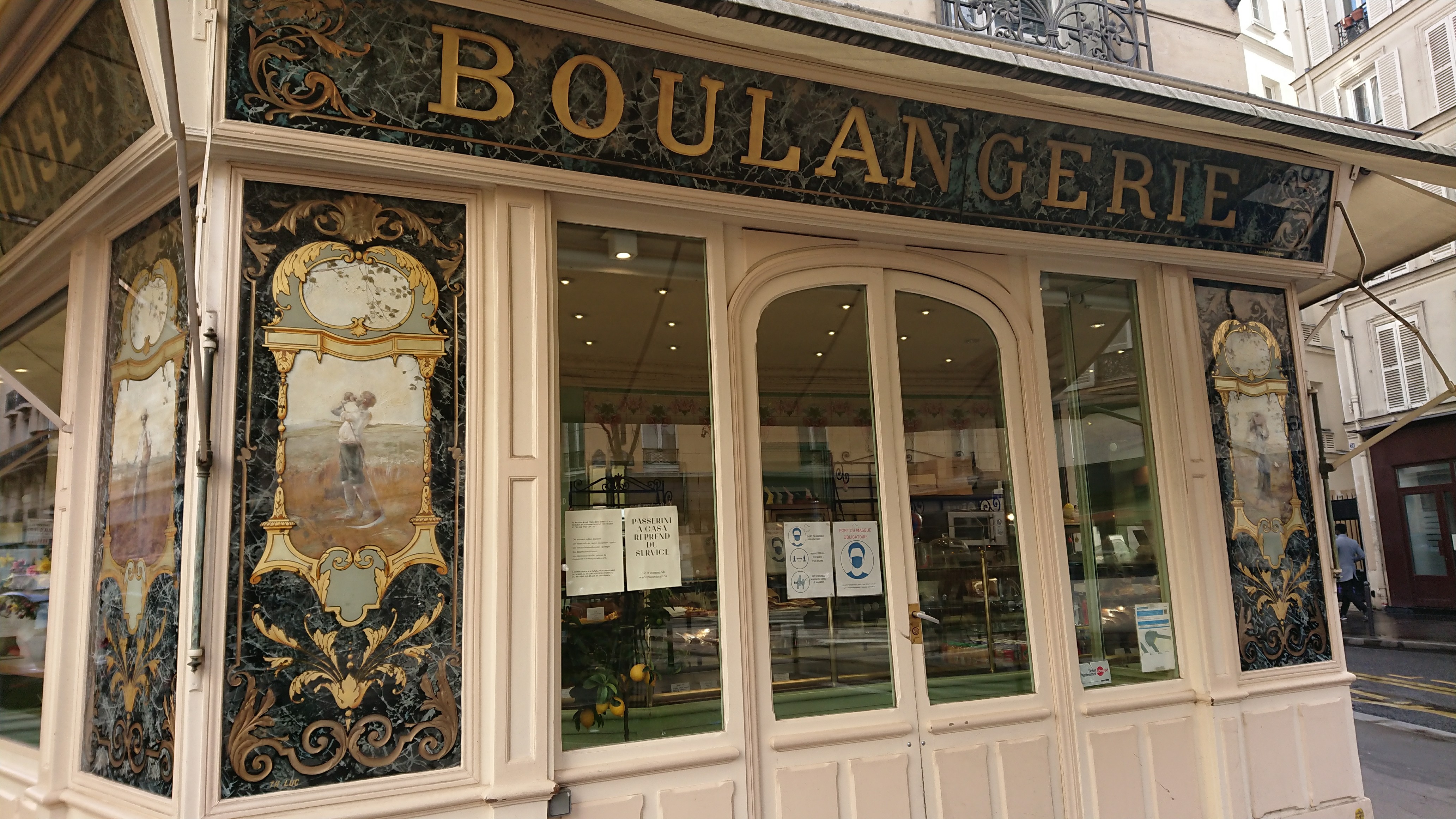 Boulangerie BO【パリ12区 アリーグル市場すぐのパン屋さん♪】